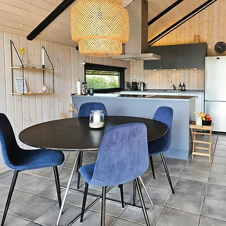 House In Nature By The Water At Lango Munkebo