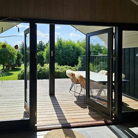 Casa vacanze House In Nature By The Water At Lango *