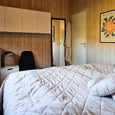 House In Nature By The Water At Lango Munkebo